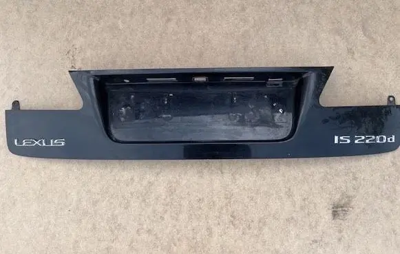 Lexus IS 220D-250-350 Tailgate trim 7680153030