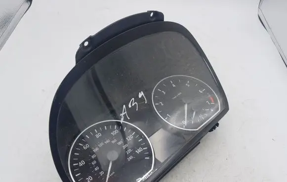 BMW 1 E81 E87 Speedometer (instrument cluster) 6947136 102496221