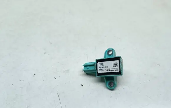 Audi A5 8T 8F Airbag deployment crash/impact sensor 8K0955557B