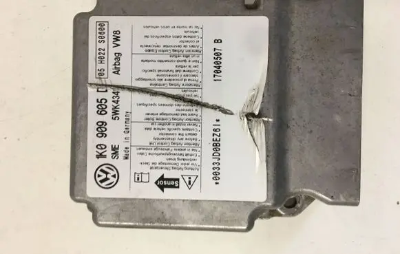 Volkswagen Golf V Airbag control unit/module 1K0909605D