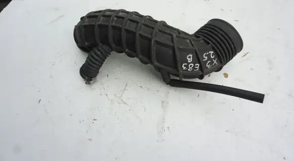 Intake resonator
