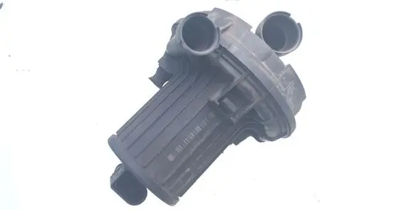 Audi A3 S3 8P Secondary air pump 06A131333C 06A959253B
