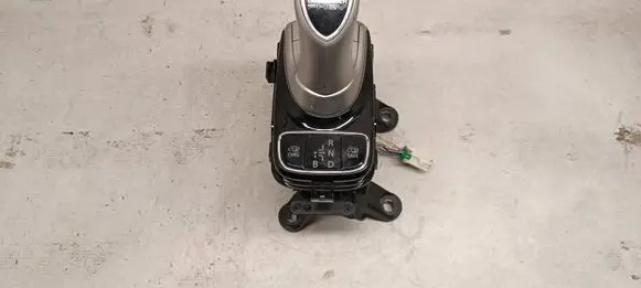 Mitsubishi Outlander Gear shifter/selector 2400A355 160924