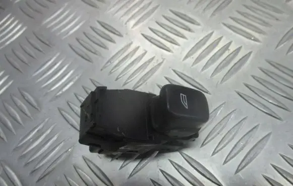 Volvo XC70 Electric window control switch