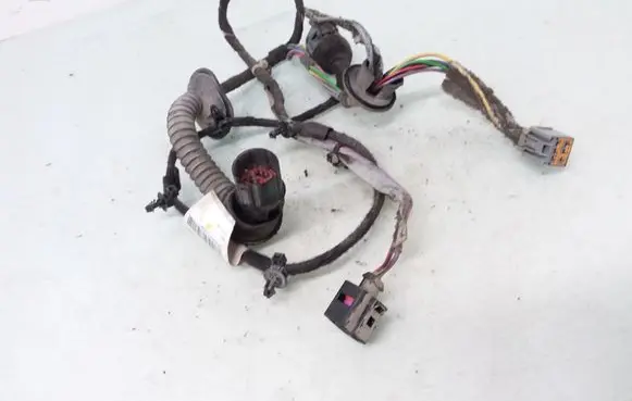 Volvo XC70 Rear door wiring loom 8645683