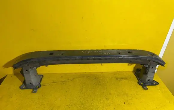 Volvo V50 Front bumper support beam 