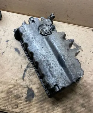 Volkswagen Touran I Oil sump 03G103603 6PR00807903