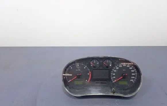 Seat Toledo II (1M) Speedometer (instrument cluster) 1M0920802D