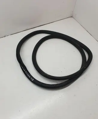 Opel Astra J Front door rubber seal 13259929