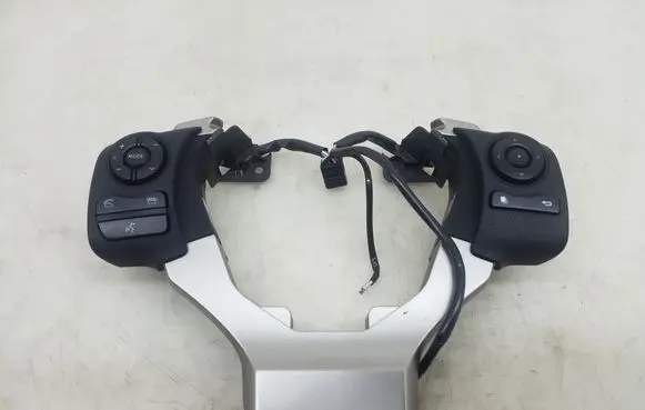 Lexus IS III XE30 Steering wheel buttons/switches 8425053201