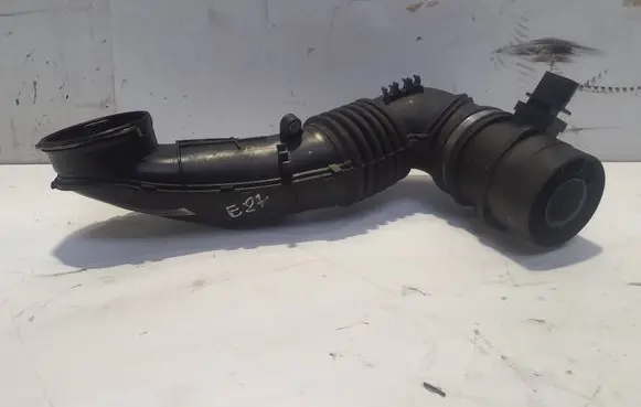 BMW 1 E81 E87 Turbo air intake inlet pipe/hose 7804846 58650910