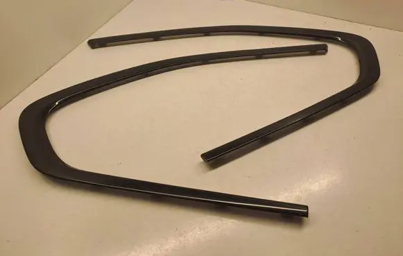 BMW X1 F48 F49 Tailgate/trunk side cover trim 