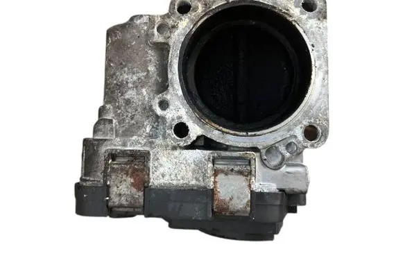 Volkswagen Golf V Throttle valve 03c133062a