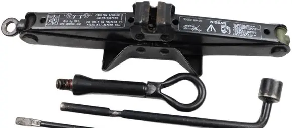 Nissan Primera Lift Jack 99550BM400