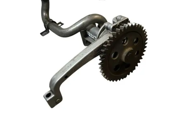 Volkswagen Touareg I Oil pump 070115153 070115105A
