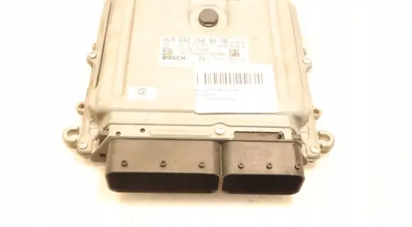 Mercedes-Benz CLS C219 Engine control unit/module ECU 0281013704