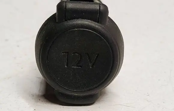 DS Automobiles 3 12 V Socket (front) 9665277677S7 9665277677