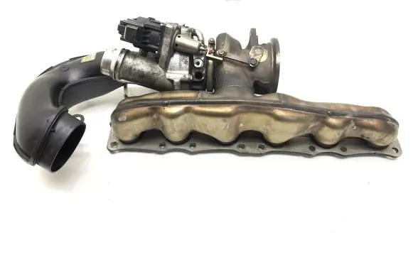 BMW 5 F10 F11 Turbo 7643115 18537105000
