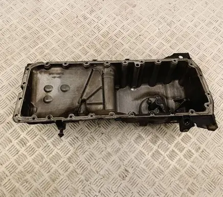 BMW X5 E70 Oil sump 7796325