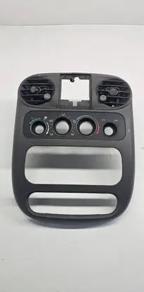 Chrysler PT Cruiser Climate control/heater control trim 05291572AA 482200SB 36501