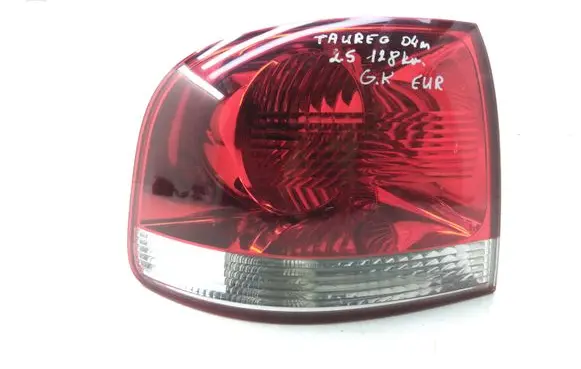 Volkswagen Touareg I Rear/tail lights 7L6945095K