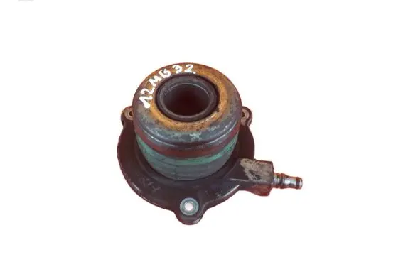 Land Rover Discovery 3 - LR3 Clutch slave cylinder ZA36018 276DT