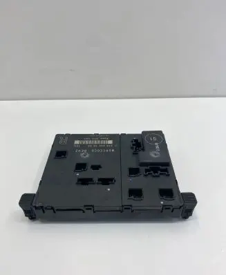 Mercedes-Benz SL R230 Door control unit/module 2308205826 A2308205826