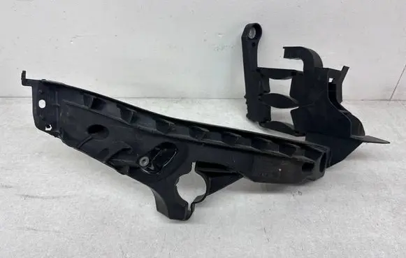 Audi A4 S4 B8 8K Headlight/headlamp mounting bracket 8K0805608B 8K0805608 8K0.805.608.B