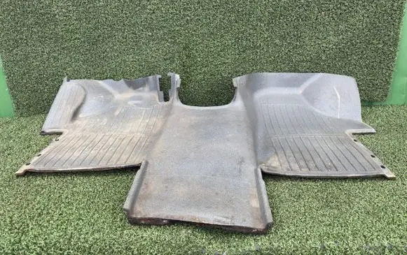 Mercedes-Benz Vito Viano W639 Interior carpet A6396841402 6396841402
