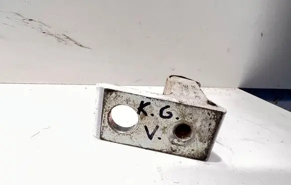 Audi A4 S4 B8 8K Rear door upper hinge 8K0831402E