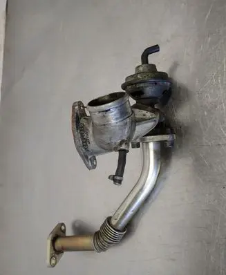 Volkswagen Transporter - Caravelle T4 EGR valve
