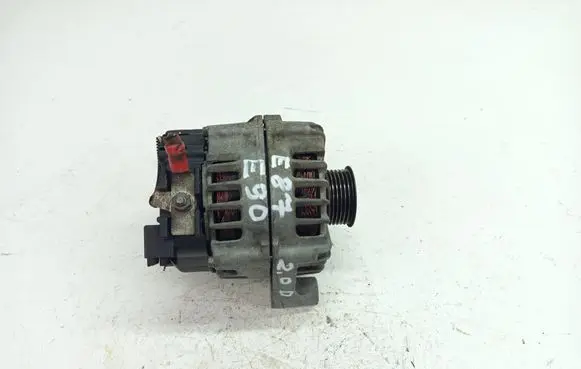 BMW 3 E90 E91 Generator/alternator 7802261 2543461C FG18S019