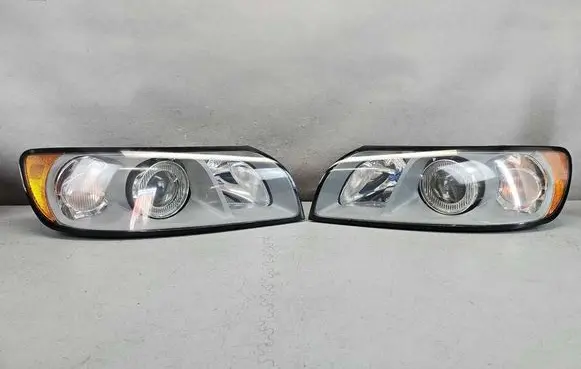 Volvo V50 Headlights/headlamps set 103419012066
