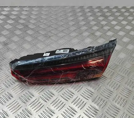 BMW 8 G14 Tailgate rear/tail lights 63217445780 7445780