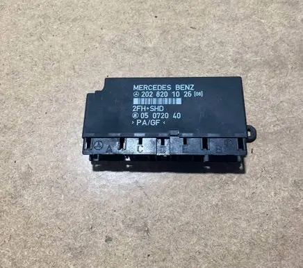 Mercedes-Benz E W124 Comfort/convenience module 2028201026 05072040