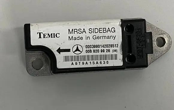 Mercedes-Benz E W210 Airbag deployment crash/impact sensor 0008209926 A9T9A15A630