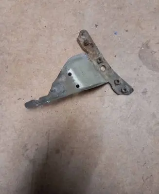 Audi A4 S4 B7 8E 8H Fender mounting bracket 8e0821136a