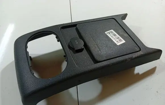 Volkswagen Golf Plus Other interior part 5m0863289a