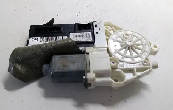 Renault Latitude (L70) Front door window regulator motor 807310029R 920852101