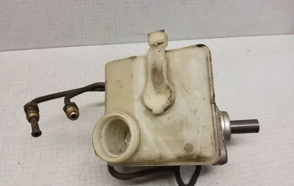 Volvo S60 Master brake cylinder 8646007