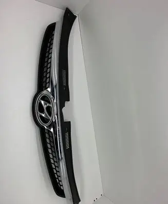 Hyundai i30 Front bumper upper radiator grill 863512R000