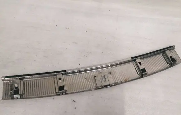 Volkswagen Touareg I Trunk/boot sill cover protection 7L6863459B