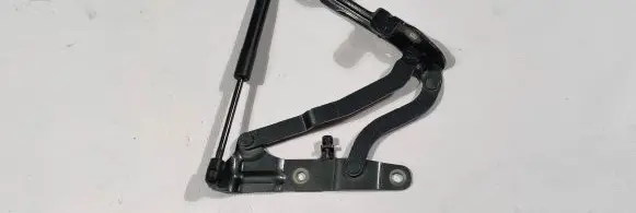 Dodge Durango Tailgate/trunk/boot hinge 84035786