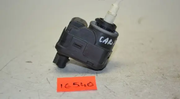 Mitsubishi Carisma Headlight level adjustment motor 00728232