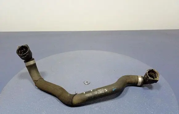 BMW X3 E83 Engine coolant pipe/hose 8743380