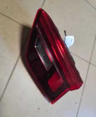 Volkswagen Tiguan Tailgate rear/tail lights 5nn945094