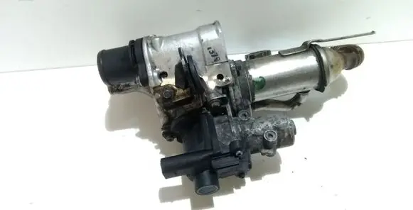 Dacia Logan VAN EGR valve cooler 8200282949 147352070R