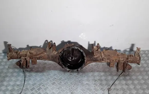 Hyundai Terracan Rear axle beam 