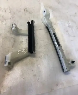 Opel Grandland X Rear door windshield rail 9821857080