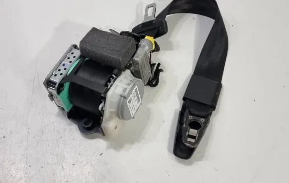 Audi A6 S6 C7 4G Front seatbelt 4G8857705F 040215 306690400G48